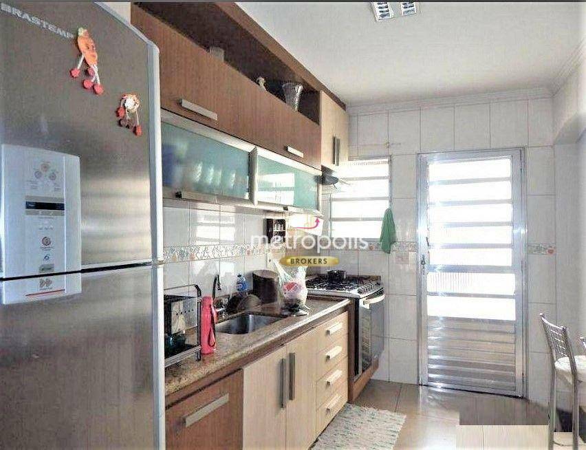 Sobrado à venda com 3 quartos, 200m² - Foto 11