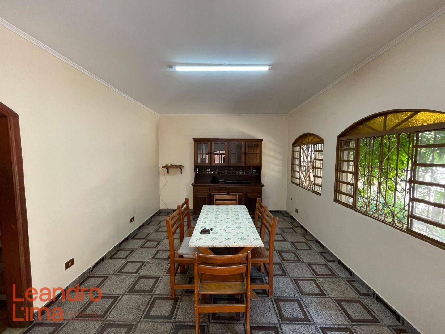 Casa à venda com 4 quartos, 350m² - Foto 10