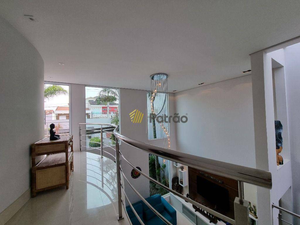 Sobrado à venda com 4 quartos, 381m² - Foto 30