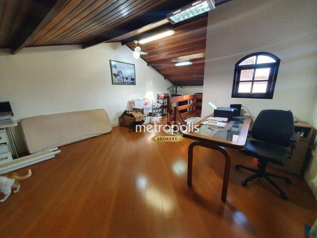 Sobrado à venda com 3 quartos, 215m² - Foto 14