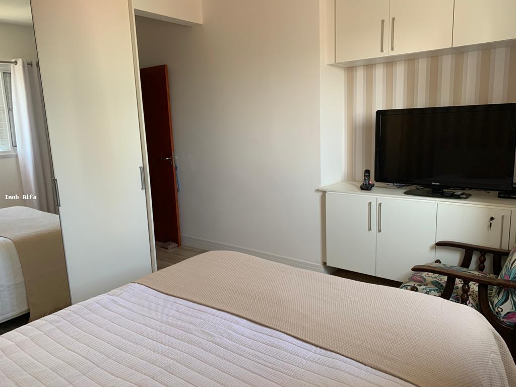 Apartamento à venda com 2 quartos, 70m² - Foto 6