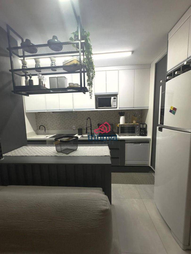 Apartamento à venda com 2 quartos, 42m² - Foto 9