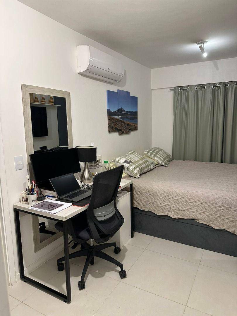 Apartamento à venda com 2 quartos, 76m² - Foto 11