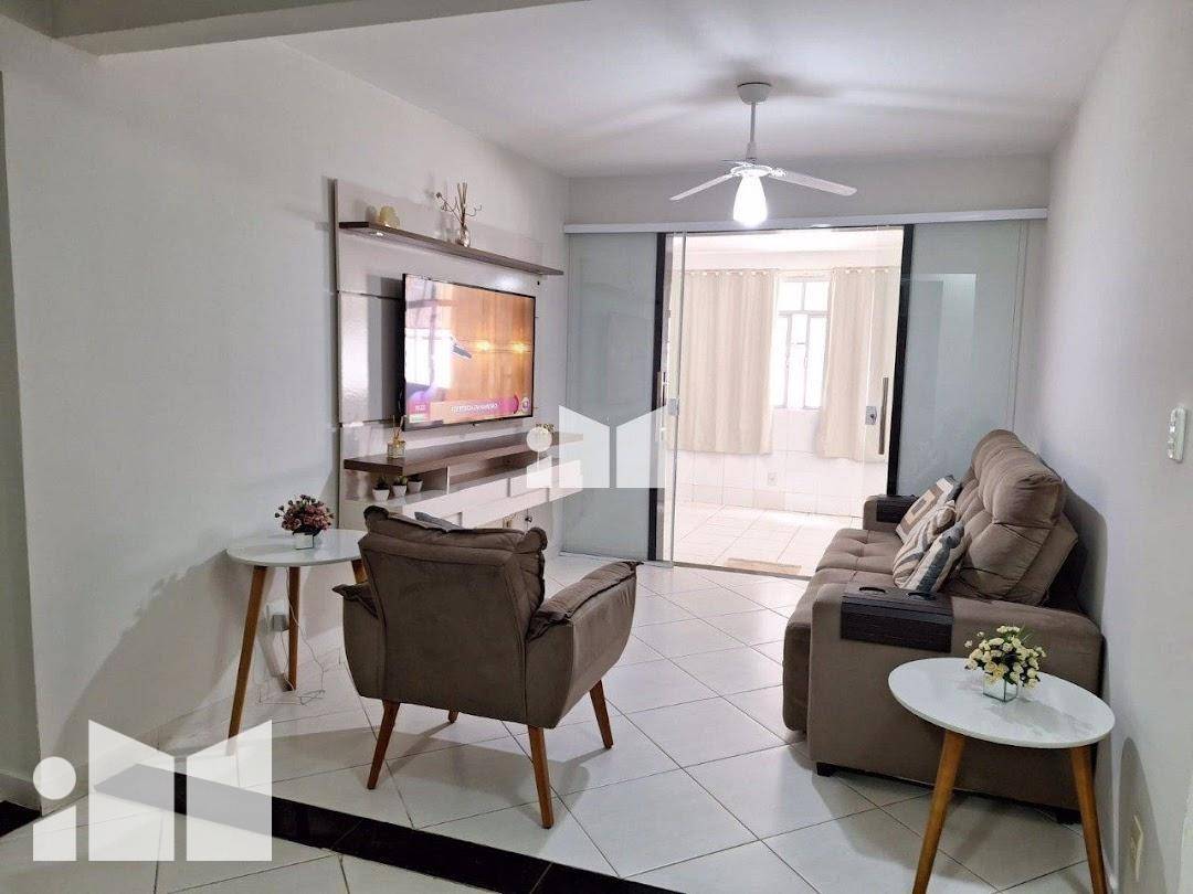 Apartamento à venda com 3 quartos, 158m² - Foto 1