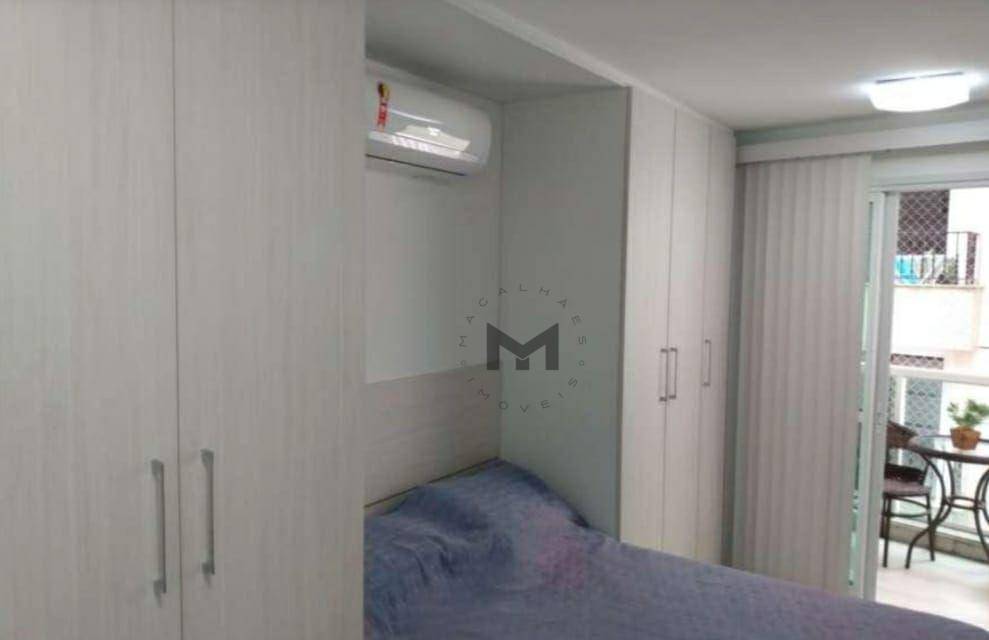 Apartamento à venda com 3 quartos, 94m² - Foto 12