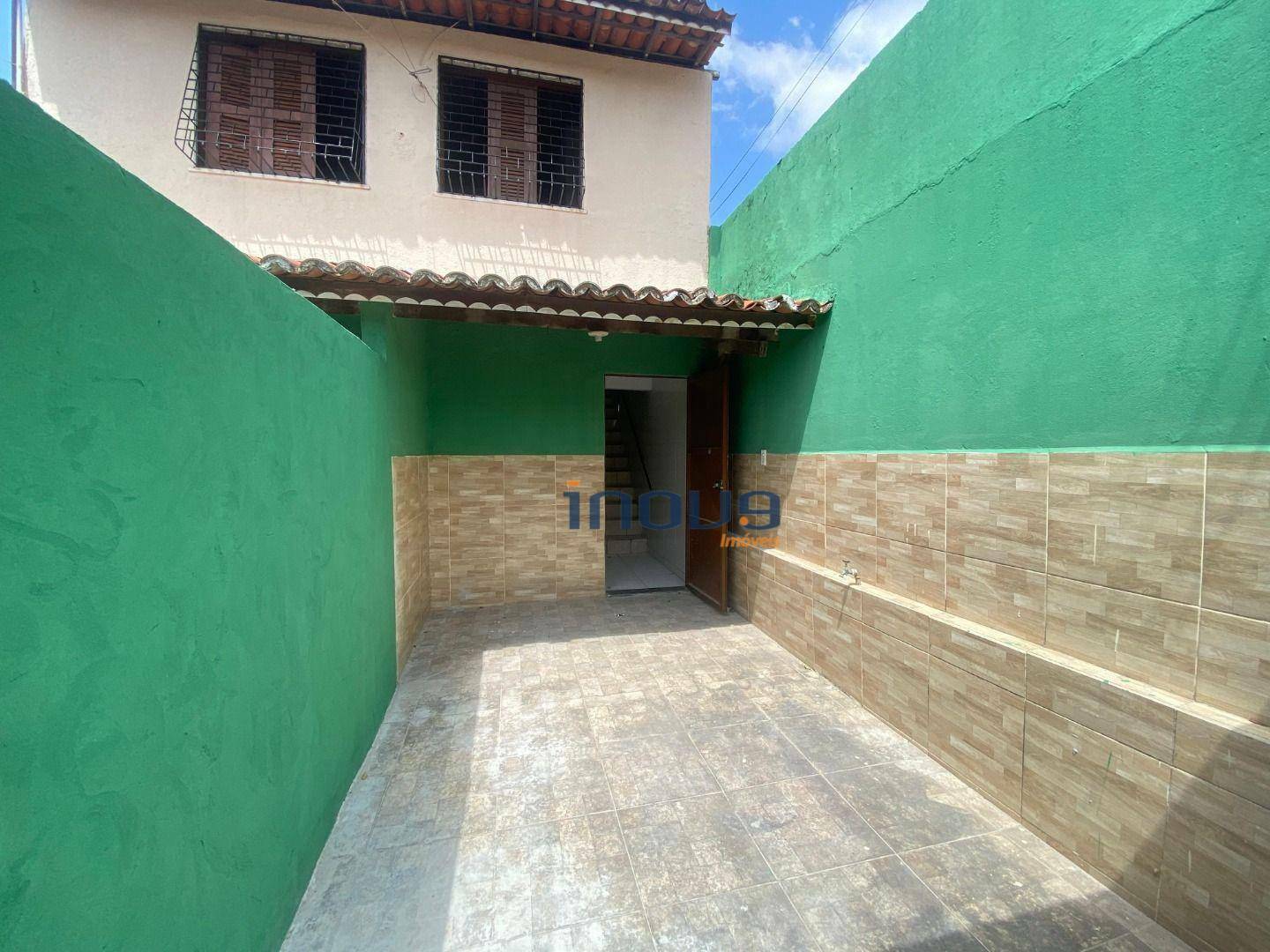 Casa para alugar com 2 quartos, 68M2 - Foto 1