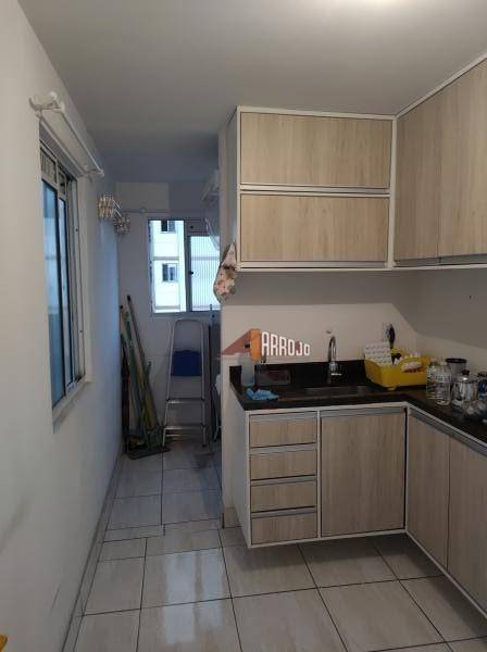 Apartamento à venda com 2 quartos, 45m² - Foto 6