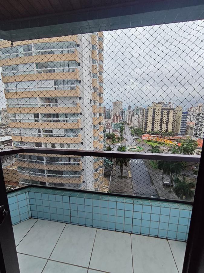 Apartamento para alugar com 3 quartos, 125m² - Foto 29