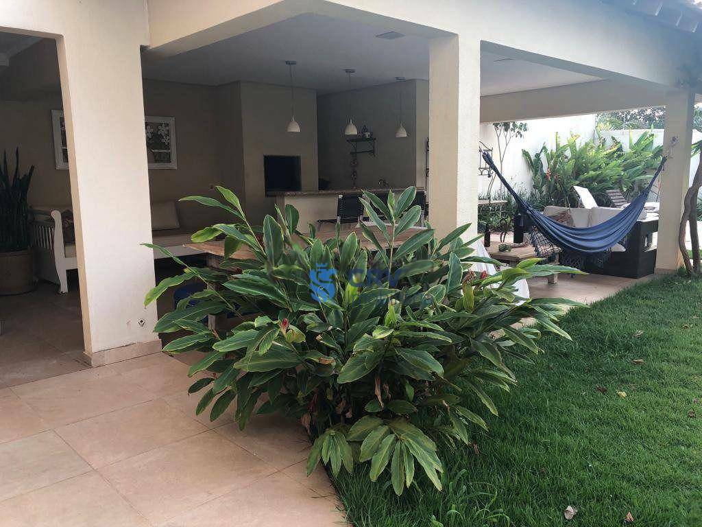 Casa, 5 quartos, 410 m² - Foto 2