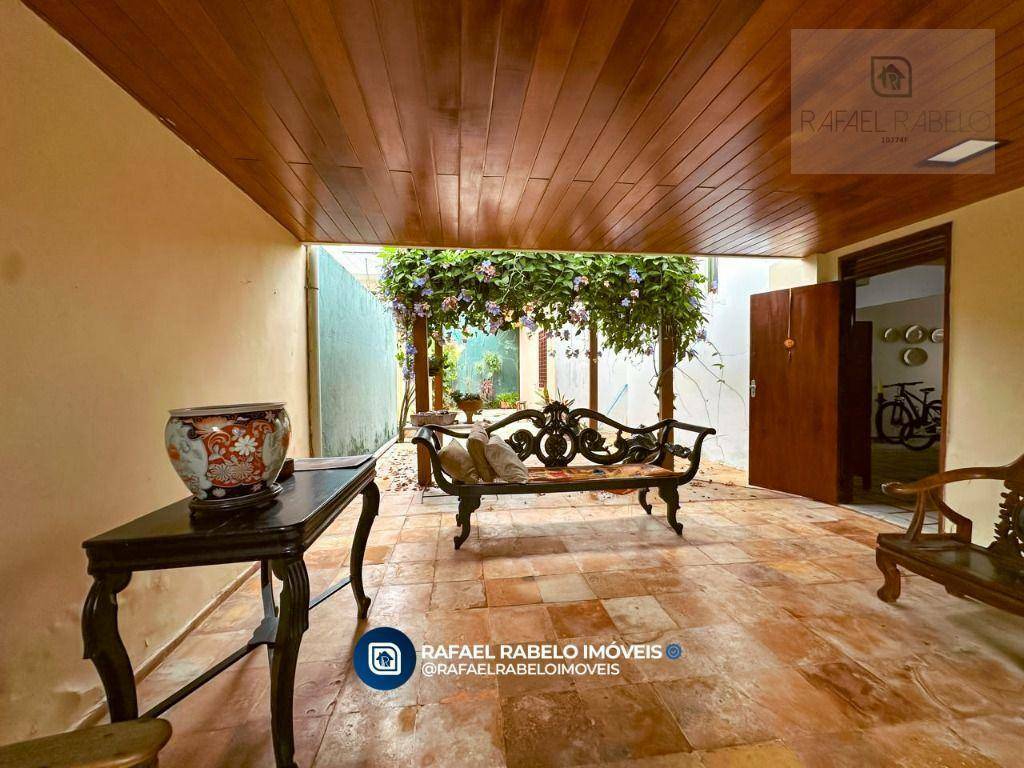 Casa à venda com 4 quartos, 230m² - Foto 35