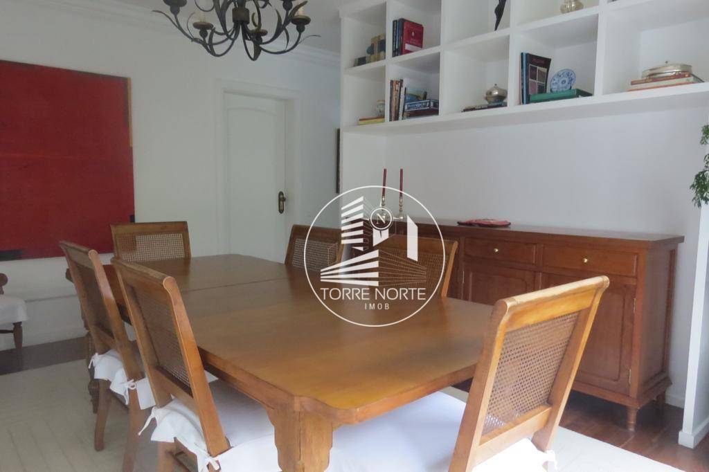 Apartamento à venda com 3 quartos, 220m² - Foto 6