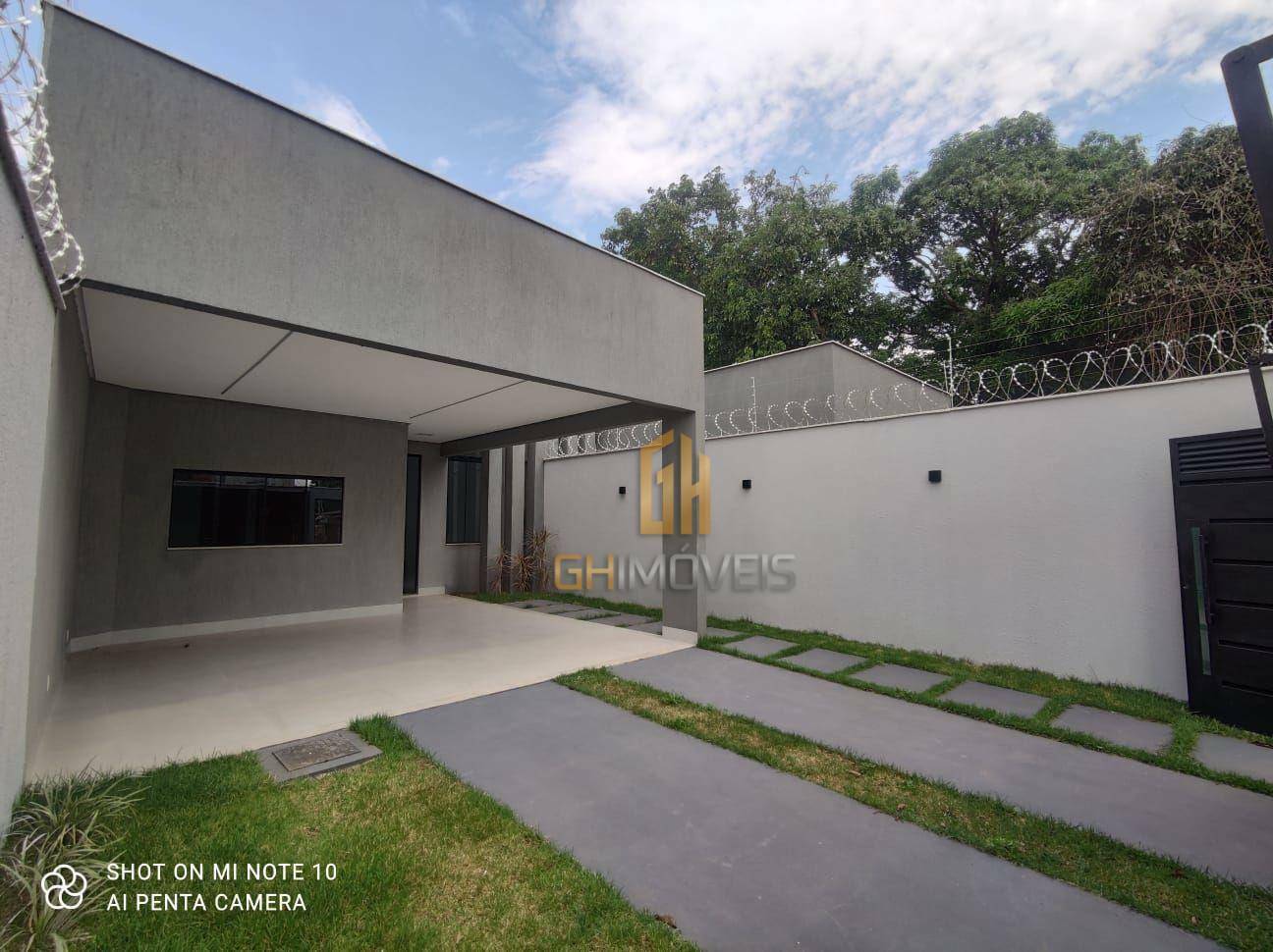 Casa à venda com 3 quartos, 157m² - Foto 2