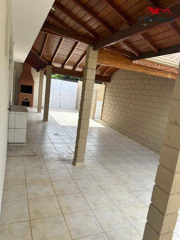 Casa à venda com 3 quartos, 232m² - Foto 10