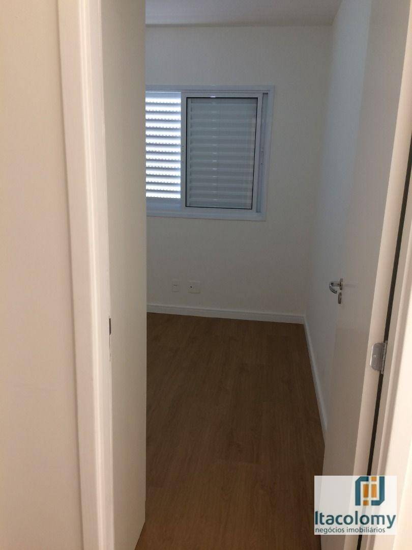 Apartamento à venda com 2 quartos, 62m² - Foto 22