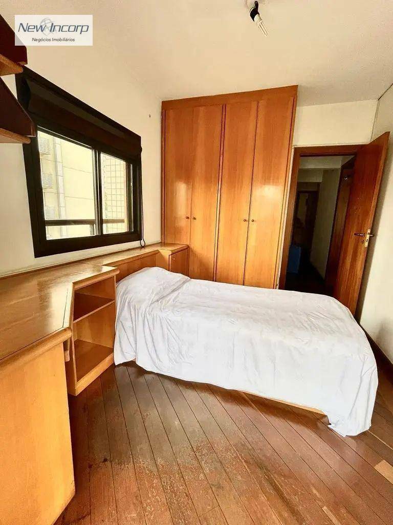 Apartamento à venda com 4 quartos, 177m² - Foto 8