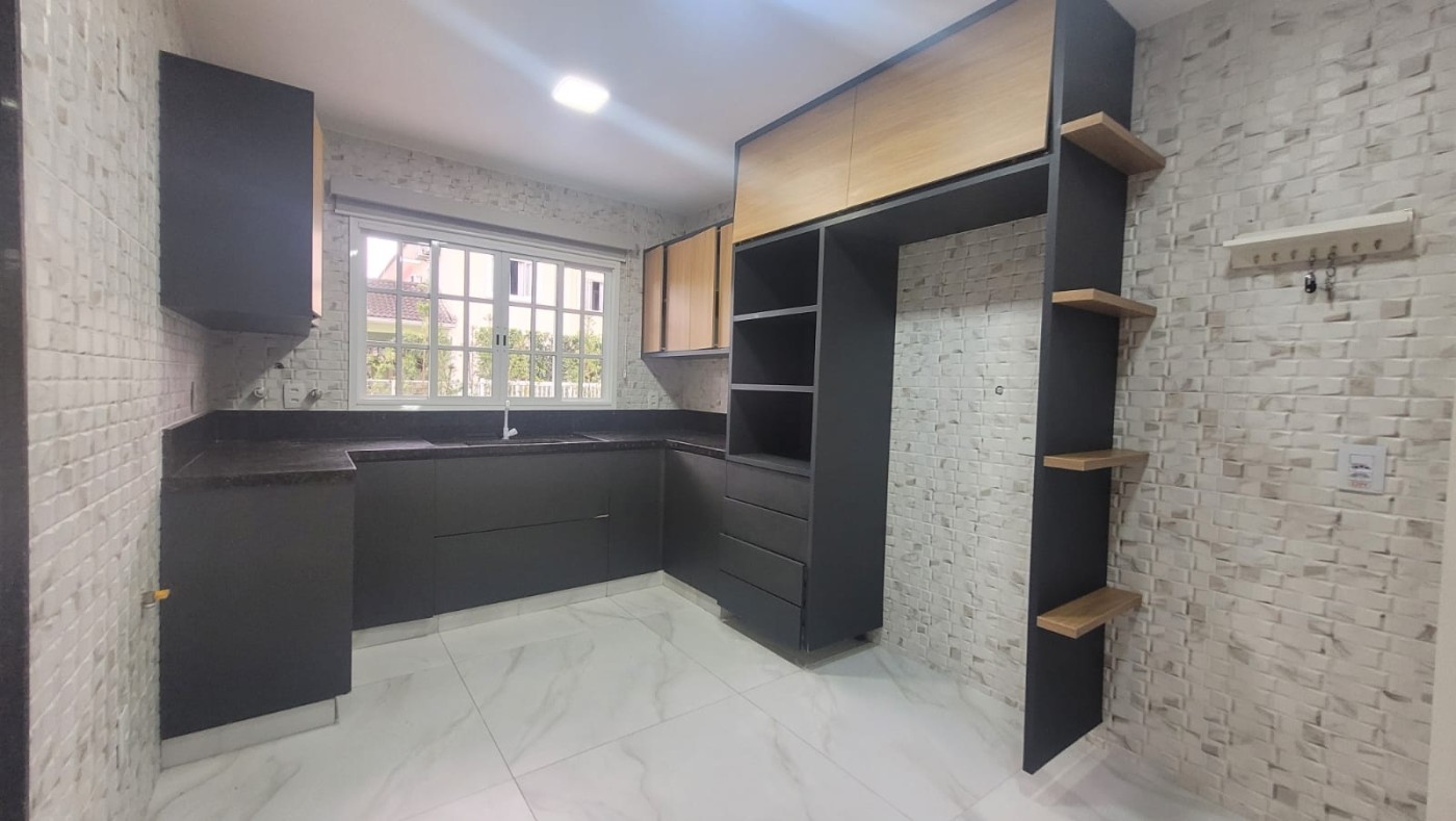 Casa de Condomínio à venda com 3 quartos, 240m² - Foto 24