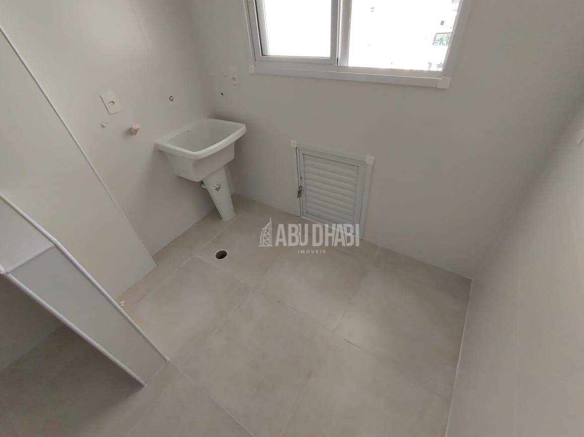 Apartamento à venda com 3 quartos, 125m² - Foto 11