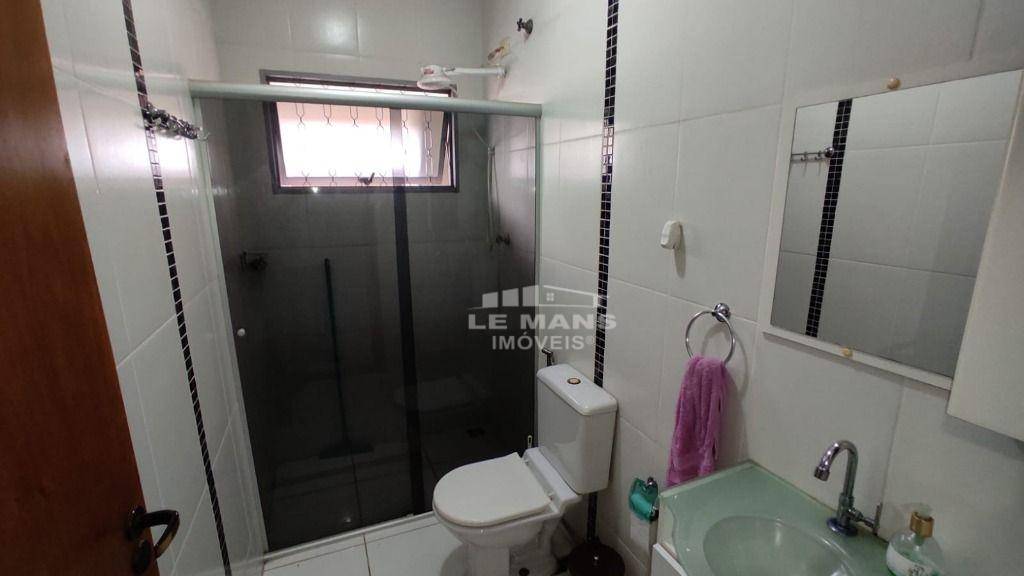 Casa à venda com 3 quartos, 120m² - Foto 17