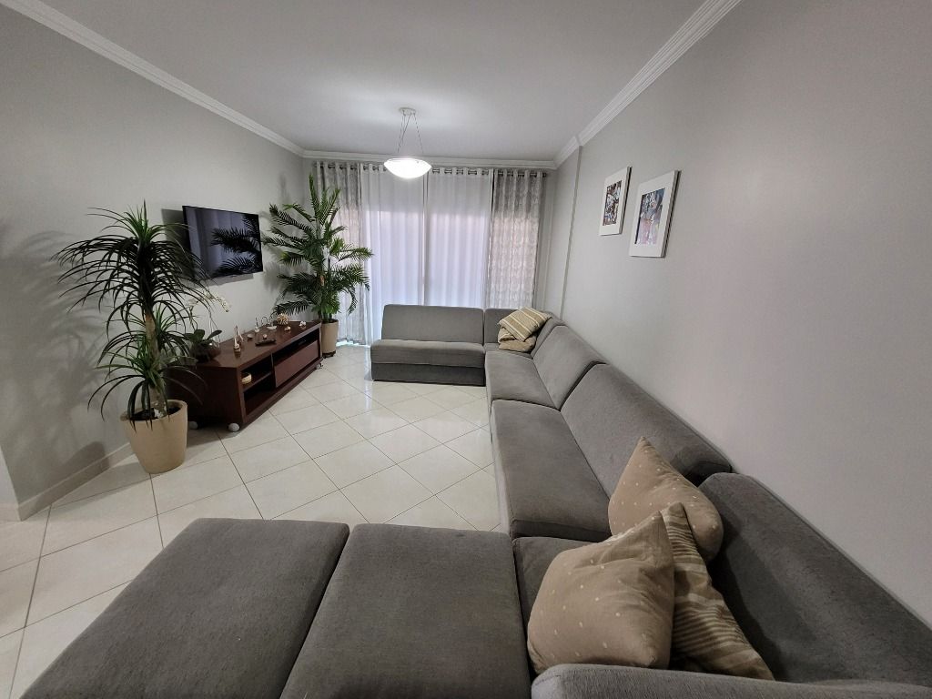 Apartamento à venda com 3 quartos, 130m² - Foto 6