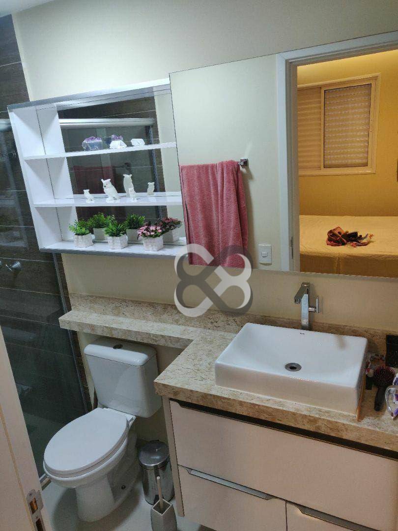 Apartamento à venda com 2 quartos, 75m² - Foto 14