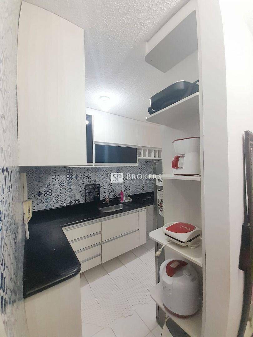 Apartamento à venda com 2 quartos, 46m² - Foto 3