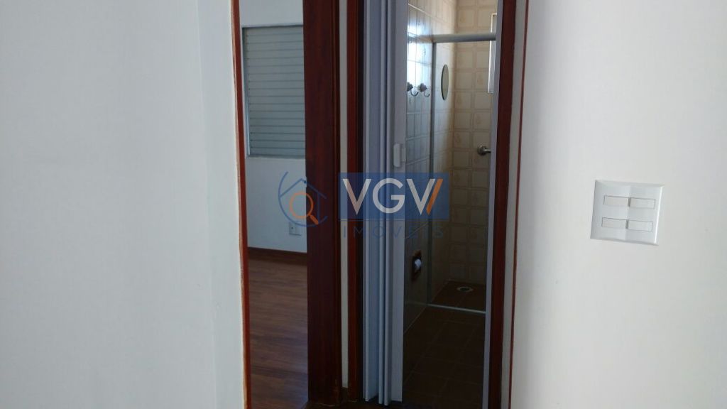 Apartamento para alugar com 2 quartos, 60m² - Foto 7