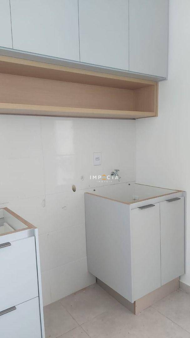 Apartamento à venda com 3 quartos, 85m² - Foto 7