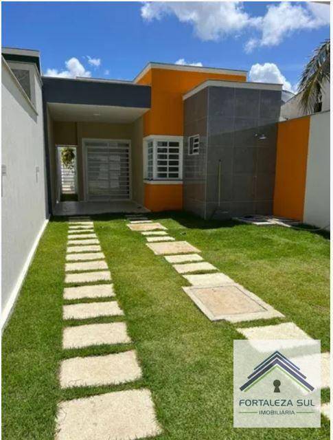 Casa à venda com 3 quartos, 93m² - Foto 1