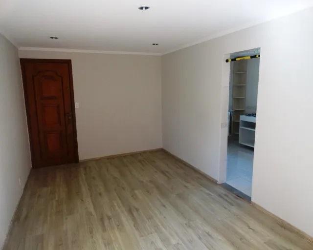 Apartamento à venda com 3 quartos, 62m² - Foto 2