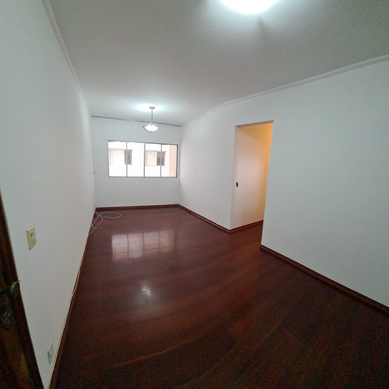 Apartamento à venda com 2 quartos, 65m² - Foto 1