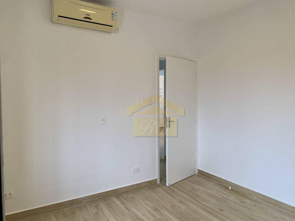 Apartamento para alugar com 3 quartos, 80m² - Foto 12