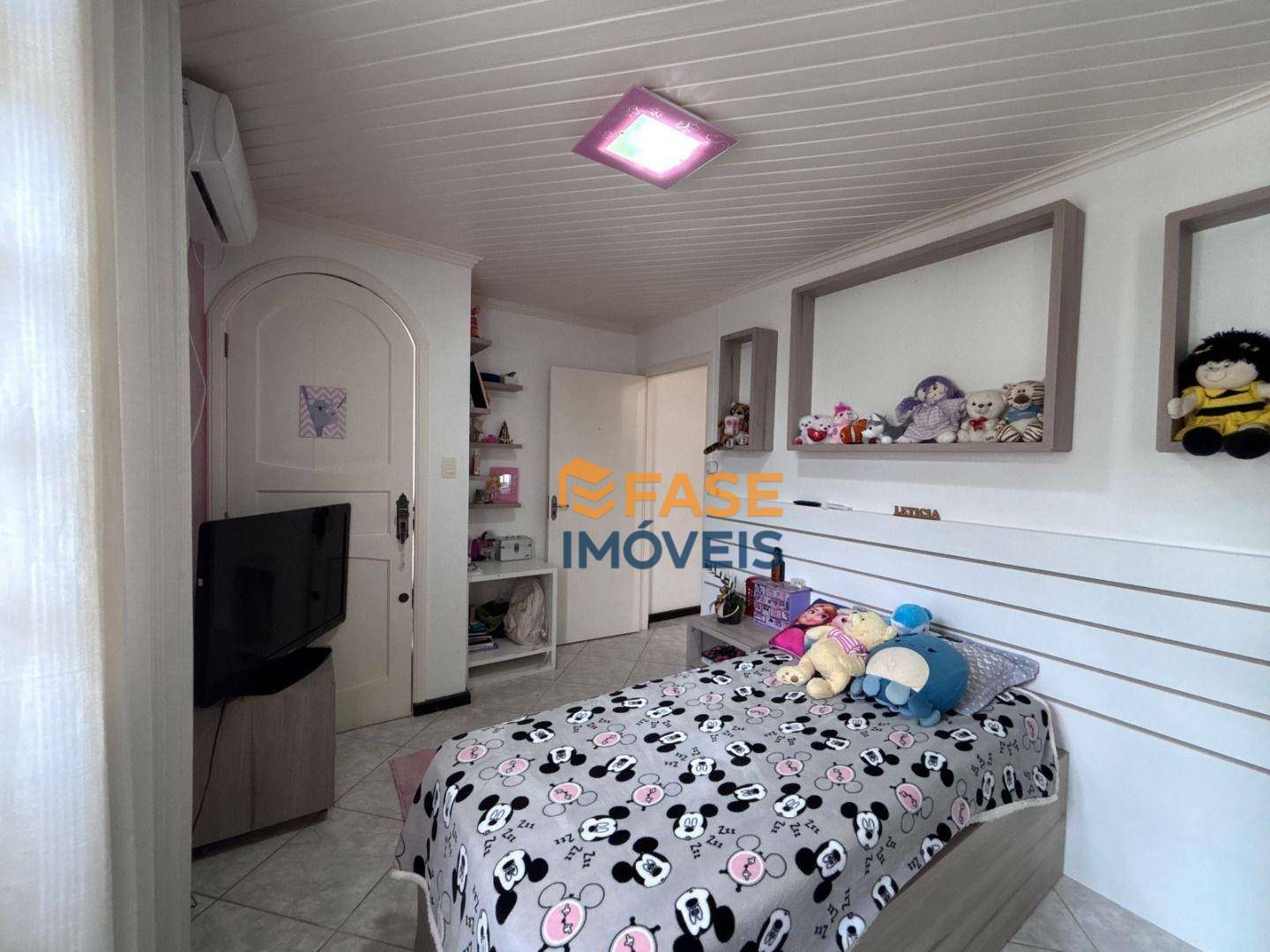Casa à venda com 4 quartos, 213m² - Foto 23
