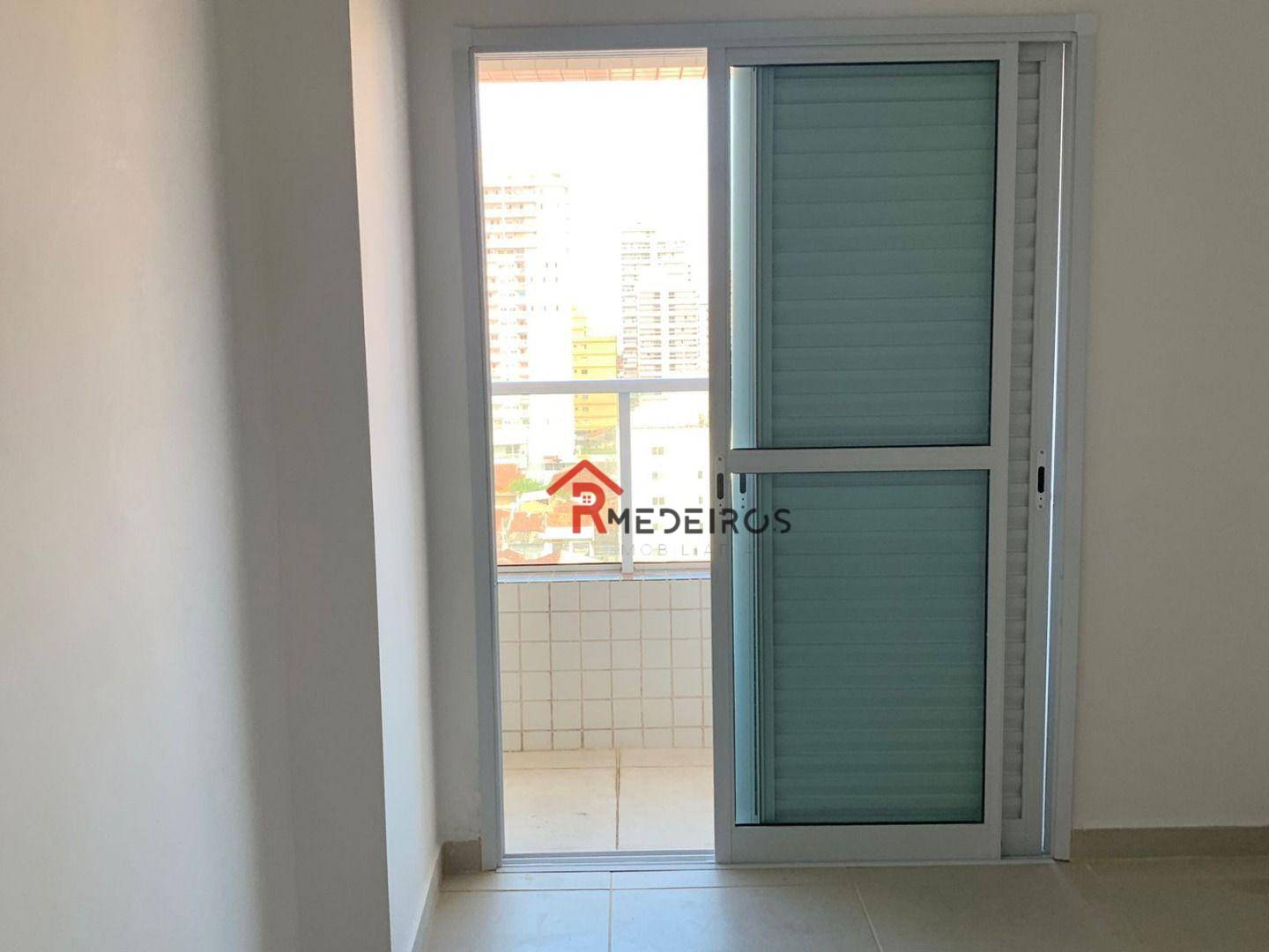 Apartamento à venda com 2 quartos, 70m² - Foto 37