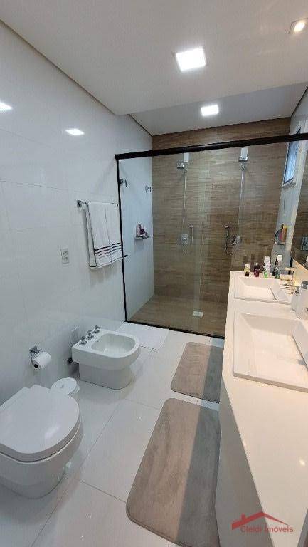 Casa de Condomínio à venda com 3 quartos, 220m² - Foto 13