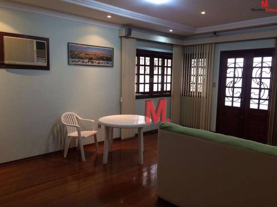 Casa à venda e aluguel com 3 quartos, 460m² - Foto 10