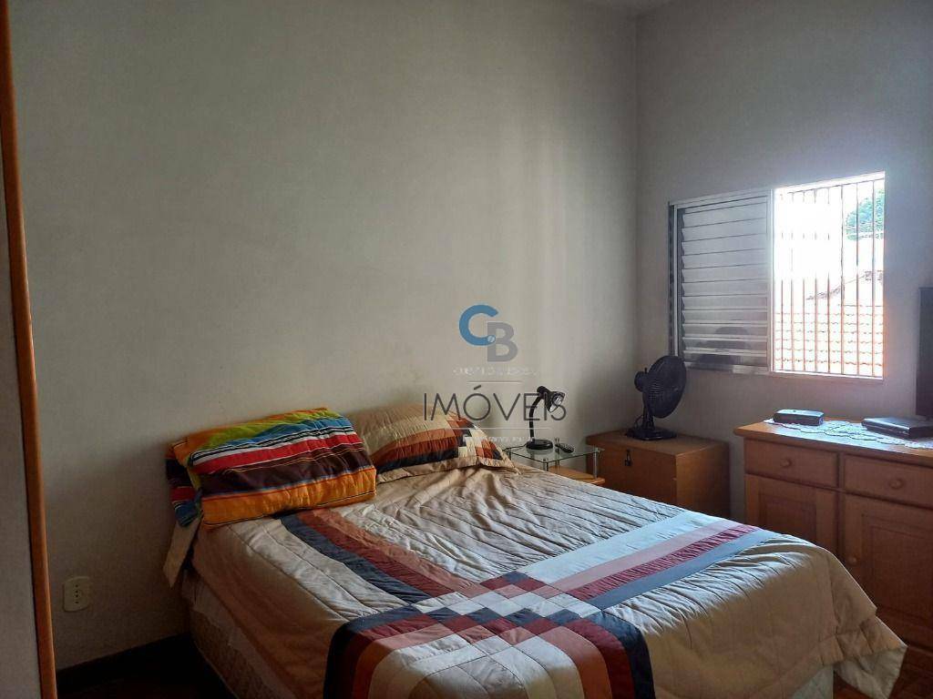 Sobrado à venda com 2 quartos, 170m² - Foto 13