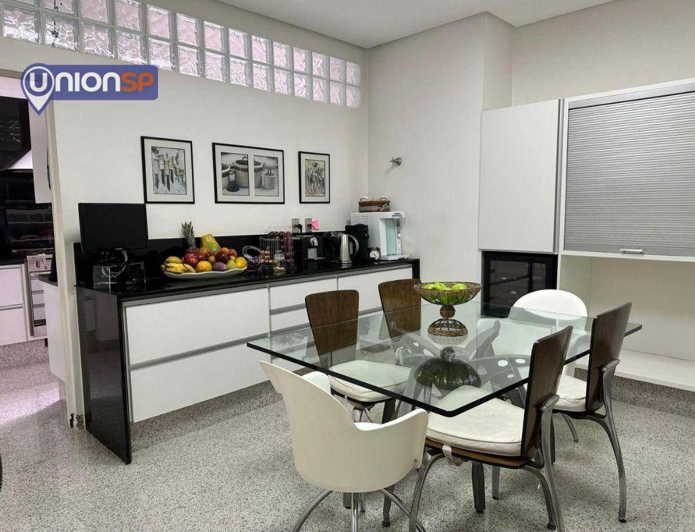 Apartamento à venda com 4 quartos, 370m² - Foto 17