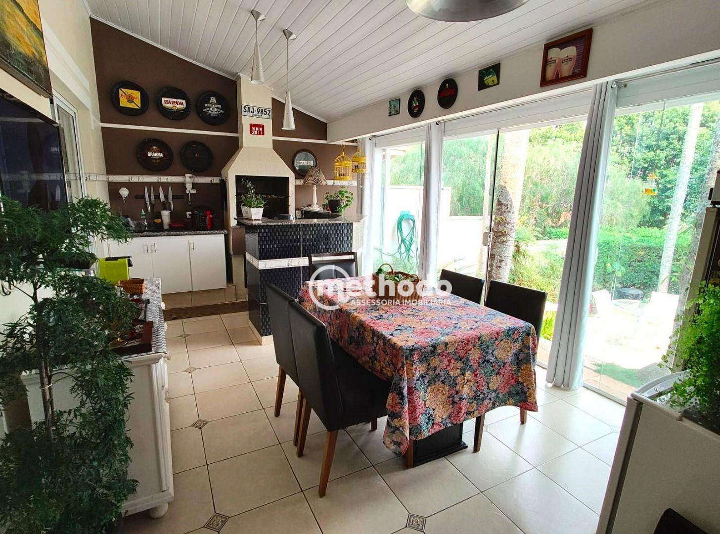 Casa de Condomínio à venda com 3 quartos, 250m² - Foto 18