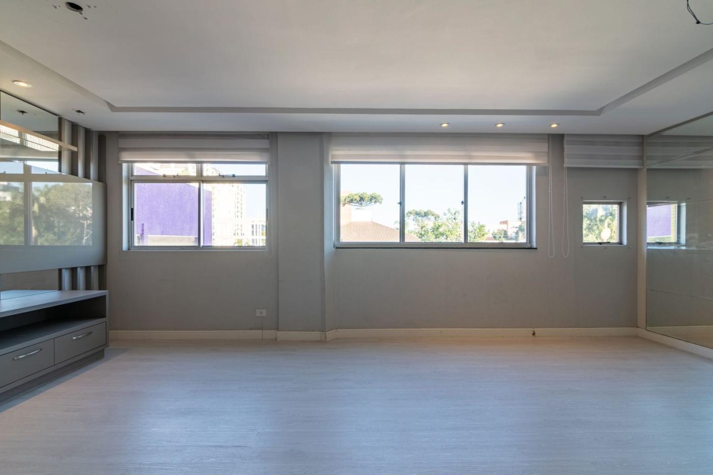 Apartamento à venda com 3 quartos, 122m² - Foto 4