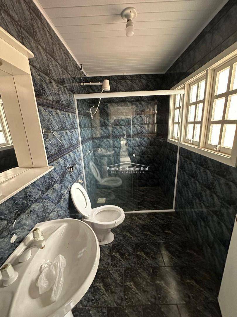 Casa à venda com 3 quartos, 194m² - Foto 14