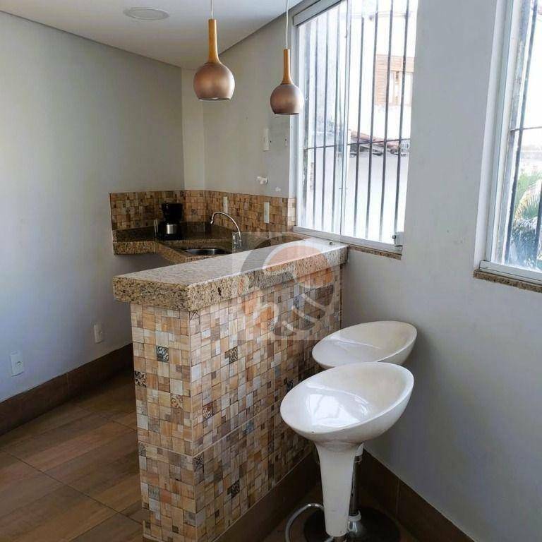 Casa para alugar com 2 quartos, 80m² - Foto 3