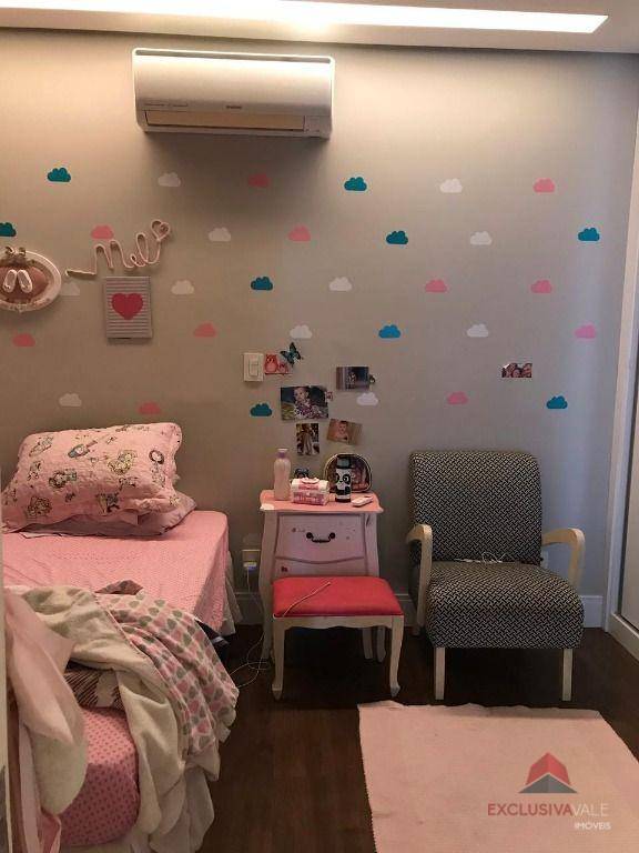 Casa de Condomínio à venda com 4 quartos, 270m² - Foto 18
