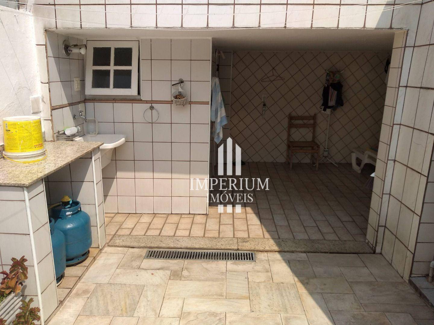 Sobrado à venda com 3 quartos, 330m² - Foto 13