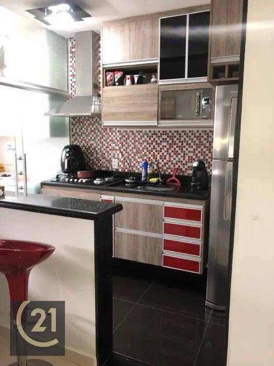 Apartamento à venda com 2 quartos, 49m² - Foto 2