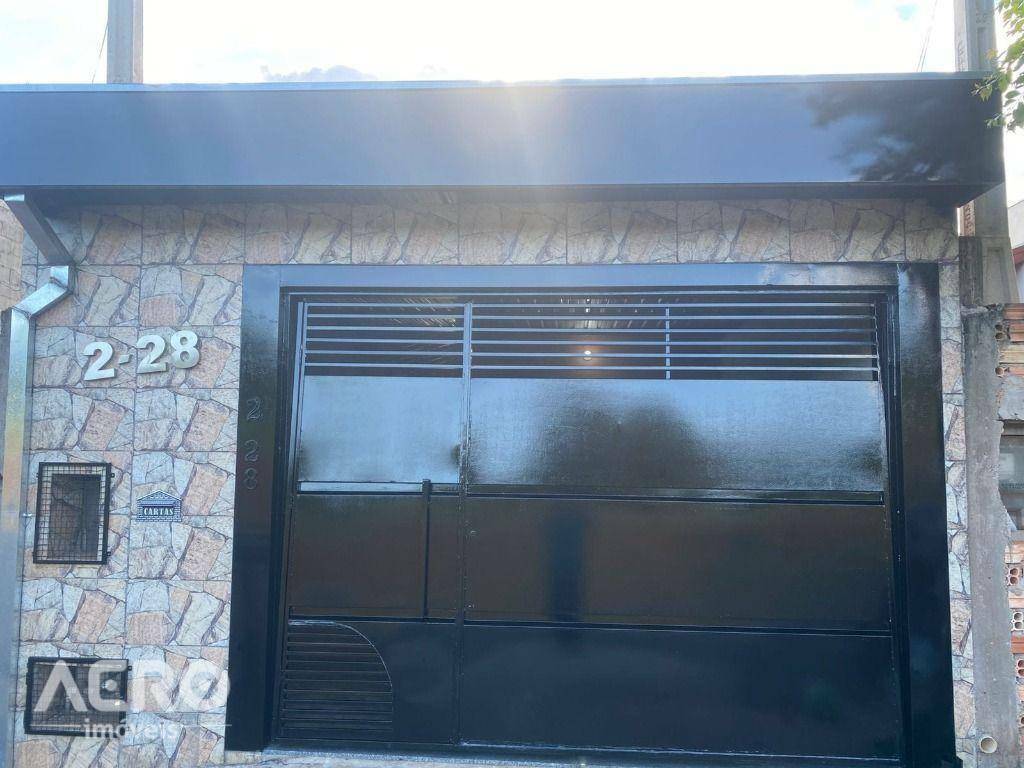 Casa para alugar com 2 quartos, 120m² - Foto 1