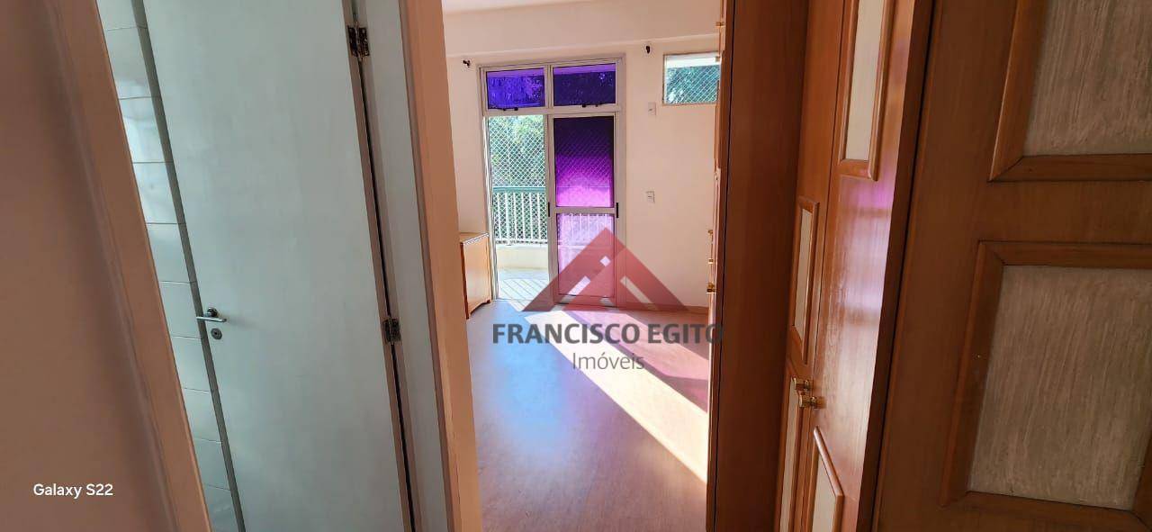 Apartamento para alugar com 3 quartos, 120m² - Foto 6