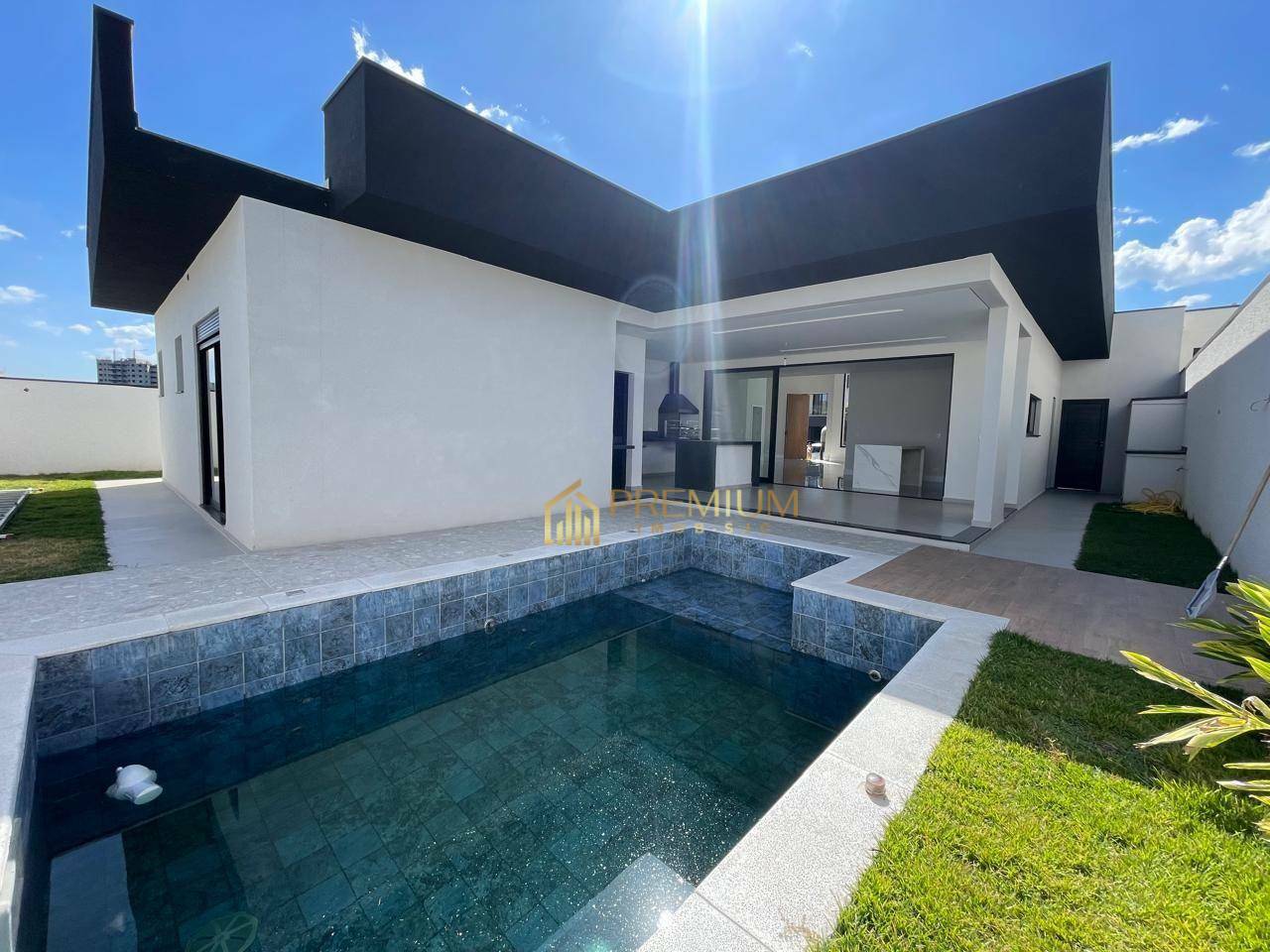 Casa de Condomínio à venda com 3 quartos, 270m² - Foto 9