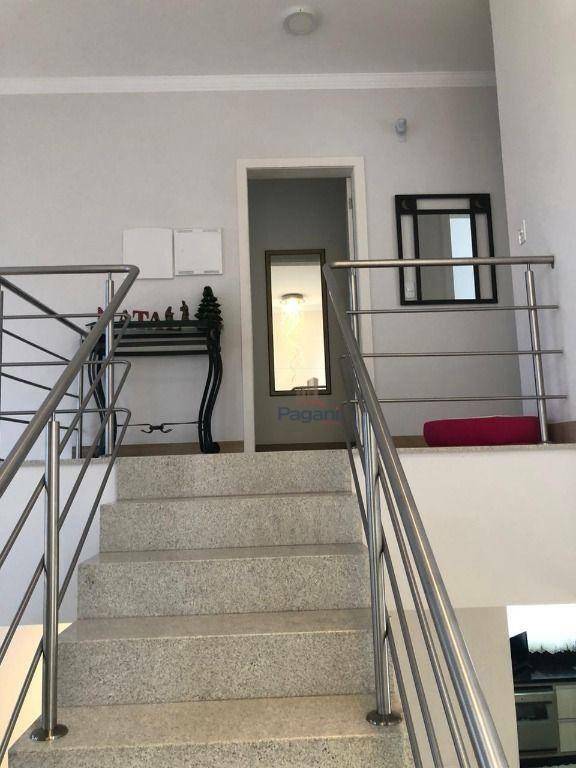 Casa à venda com 3 quartos, 257m² - Foto 20