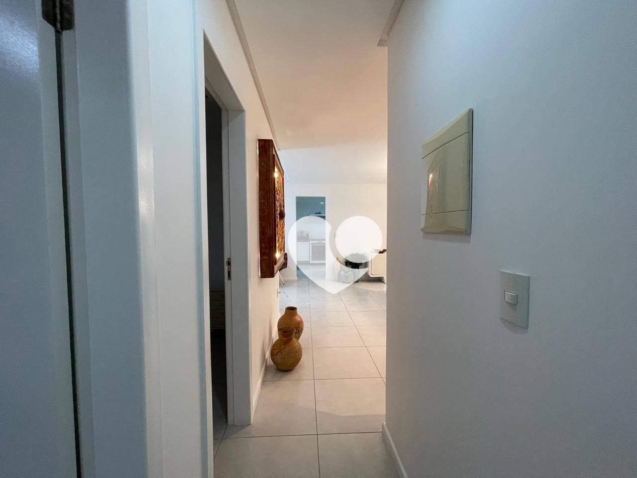 Apartamento à venda com 3 quartos, 105m² - Foto 18