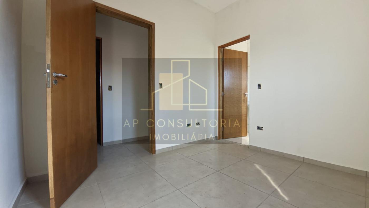 Casa à venda com 2 quartos, 67m² - Foto 11